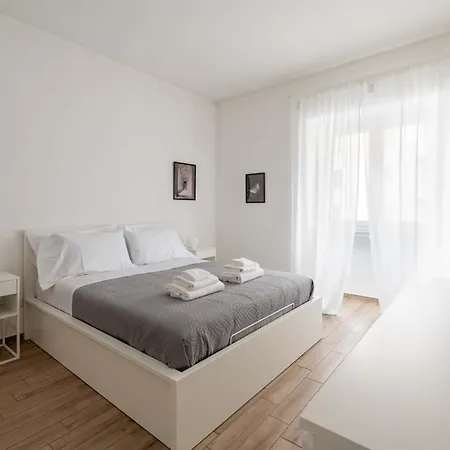 Loverhome Apartment 2-3